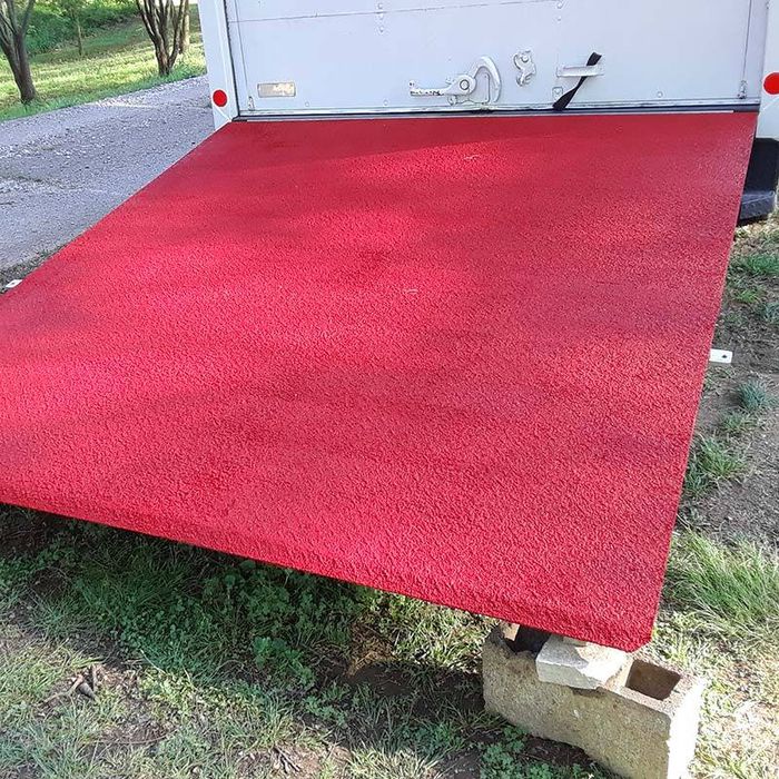 Tuff Grip &amp; Tuff Grip Extreme - Aggressive Traction Non-Skid Floor Paint